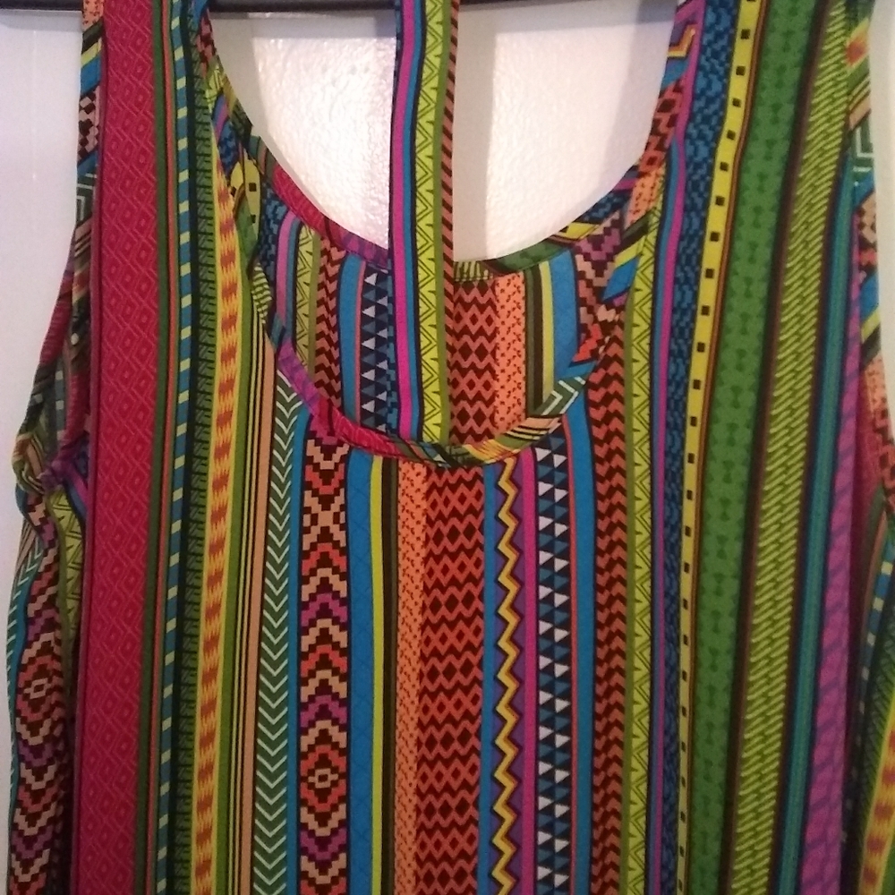 Shirt - Picture 3 of 5